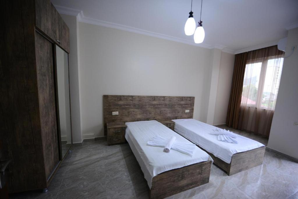 Nana'S Hotel Tchaikovsky Street 34 Batumi Luaran gambar